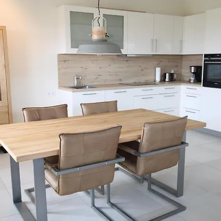 Apartment Seeblick 5 - Luxus Am Hafen